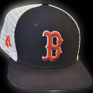 Boston Red Sox New Era Navy/White Mesh 9FIFTY Adjustable Snapback Flatbill Hat